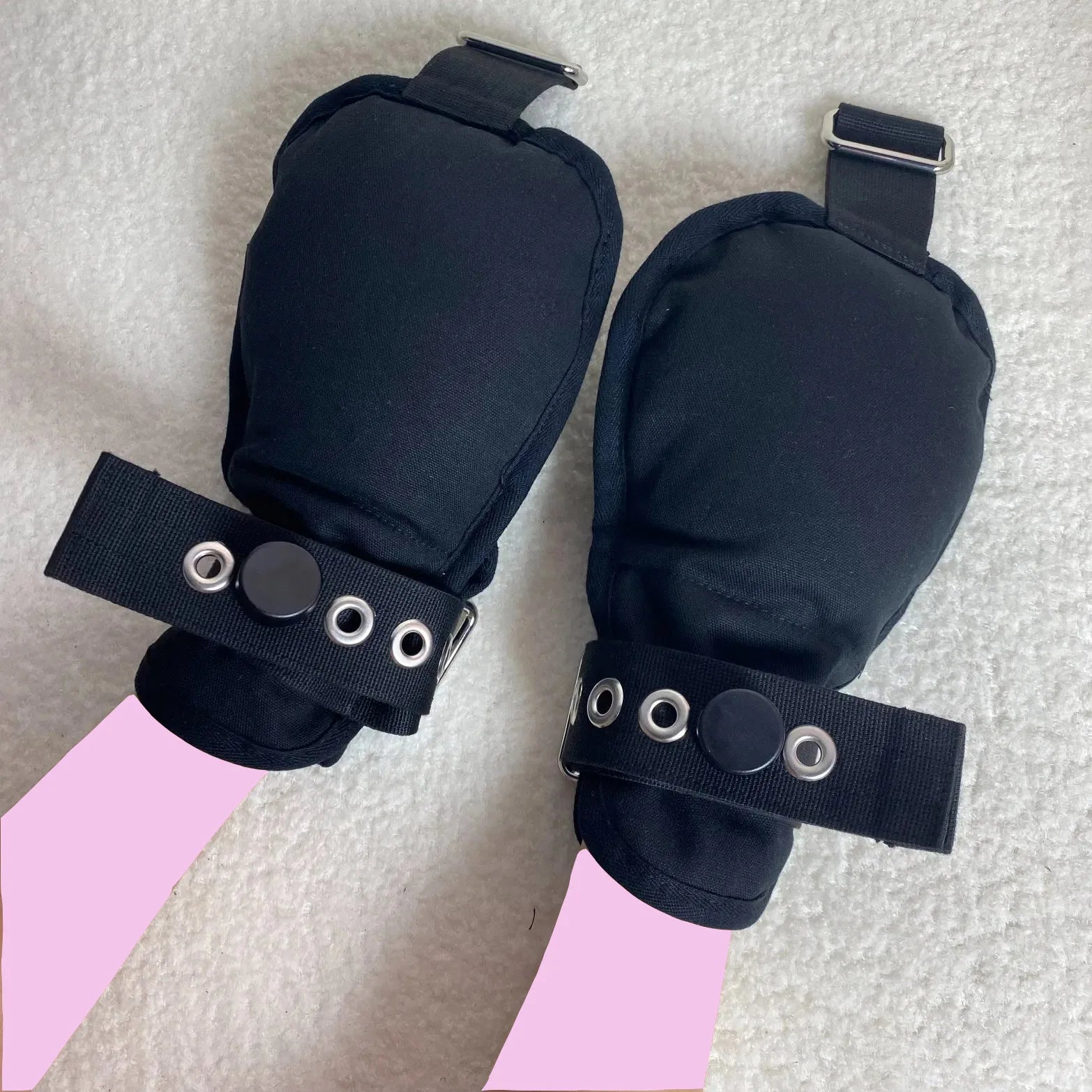 Bondage Mittens BDSM Soft Padded Gloves Wrist Restraint Strap Slave Harness Punishment Sex Game Black Color