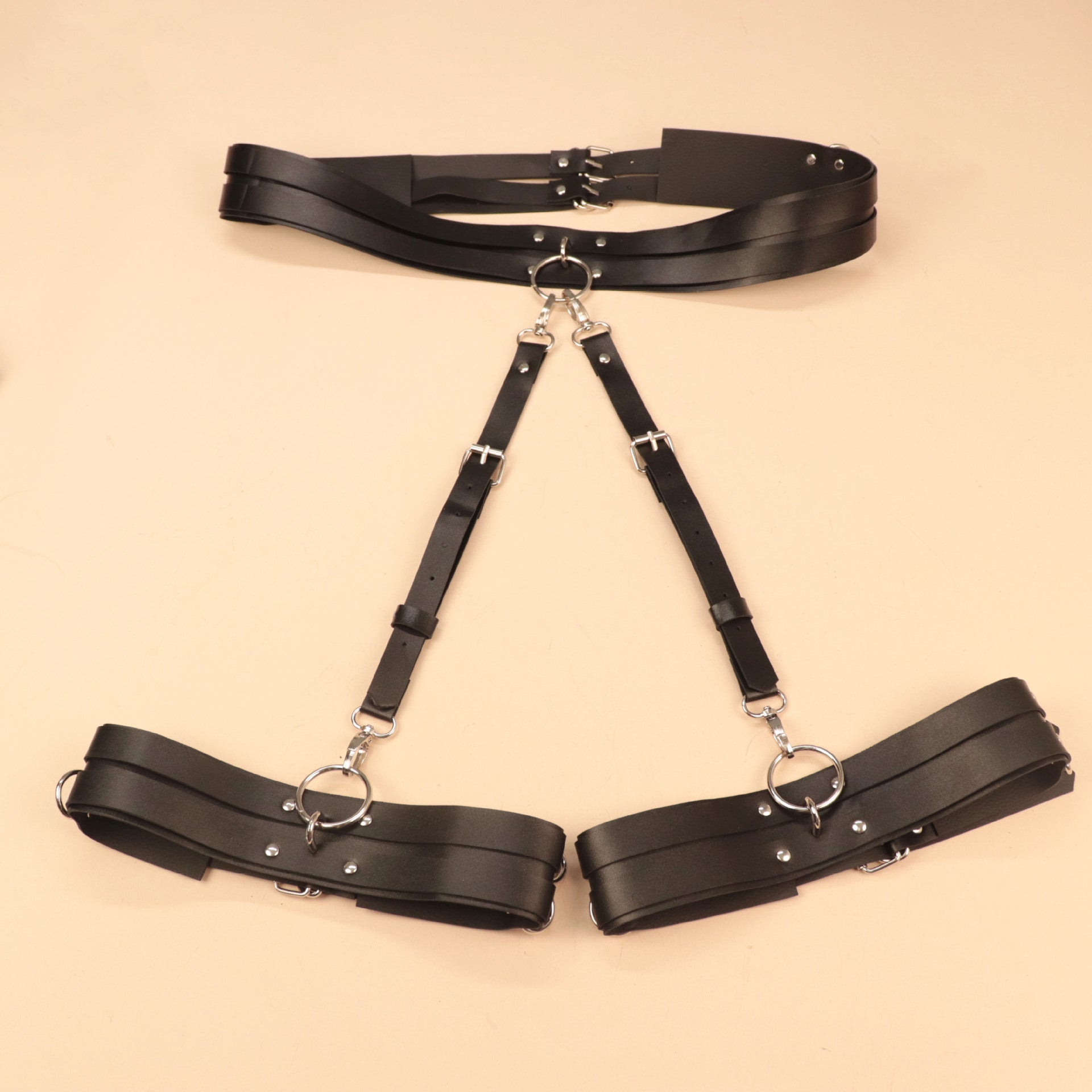 Sexy Bodys Lingerie Woman Leather Harness Bdsm Garter Belt Bondage Thigh Harness Seks Suspenders Strap Belt Stockings Female